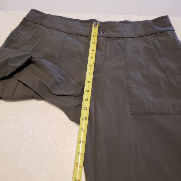 Athleta Trekkie North Jogger Pants Mountain Olive Green Womens Size 14P Hiking - Picture 9 of 10